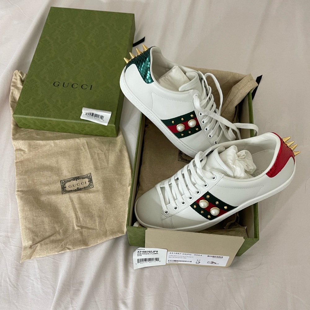 Gucci sneakers